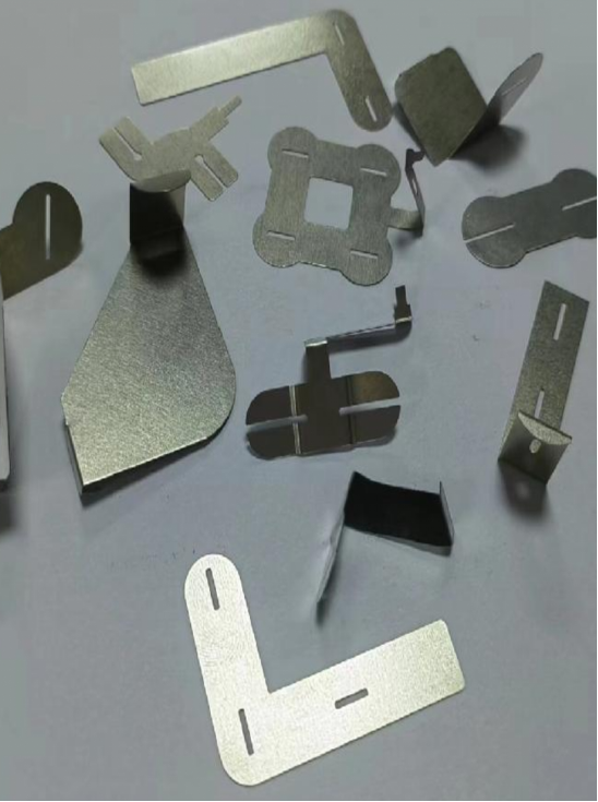 Conductive nickel sheet for battery