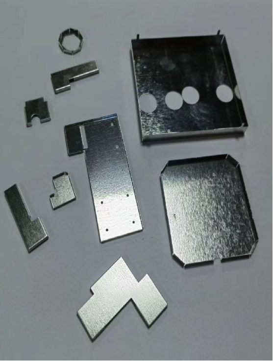 Shielding cover
